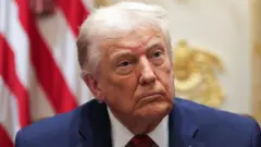 الرئيس الأمريكي دونالد ترامب.