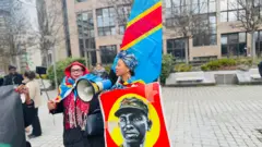 Abari mu myiyerekano