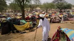صورة لنازح سوداني على حدود بلاده مع تشاد