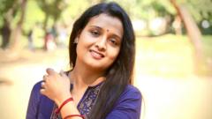 গত ২৯ ফেব্রুয়ারি বেইলি রোডের আগুনে মারা যান ঐ নারী সাংবাদিক