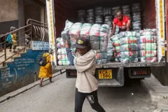 कीनिया में कई युवा सरकार पर भ्रष्टाचार और पुलिस पर हिंसा के आरोप लगाते रहे हैं.