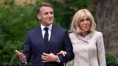 Эммануэль и Брижит Макроны