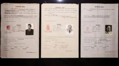 Três documentos com fotos em preto e branco mostrando passaportes