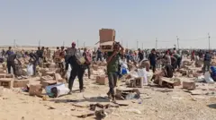 کشته شدن دست‌کم ۲۷ فلسطینی متقاضی کمک‌ در رفح؛ ارتش اسرائیل: از این موضوع بی‌خبریم