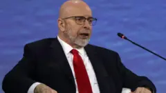 Дмитрий Саймс на Международном экономическом форуме в Санкт-Петербурге в 2023 году