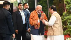 বিজেপির কেন্দ্রীয় নির্বাচন কমিটির বৈঠকে যোগ দেন ভারতের প্রধানমন্ত্রী নরেন্দ্র মোদী