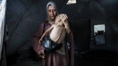 'गाजामा व्यापक भोकमरी, मानिसहरू निकै कमजोर'