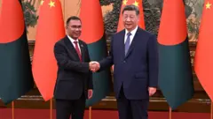 প্রধানমন্ত্রী তারেক রহমান ও চীনের প্রেসিডেন্ট শি জিনপিং