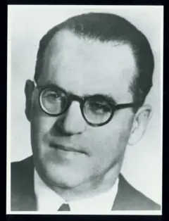 Retrato em preto e branco Guimarães Rosa