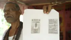 அசாமில் ஒரு லட்சம் பேருக்கு வாக்களிக்க தடை விதிக்கப்பட்டுள்ளது 