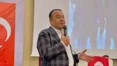 CHP Ankara milletvekili Adnan Beker partisinden istifa etti
