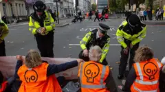 polis 