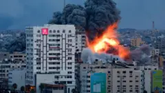 قصف إسرائيلي على غزة 