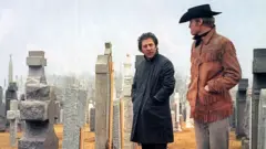 Džon Vojt i Dastin Fofman 