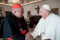 Orani Tempesta com papa Francisco, em fotos de divulgação cedidas pela assessoria da Arquidiocese do Rio