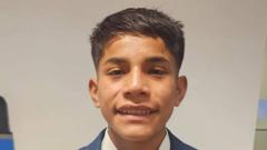 "La primera vez que salí en un directo estaba tieso como una estatua": el adolescente peruano que se volvió viral en la final de la Libertadores y narrará un partido de la Champions League