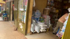 Igiciro cy'ibiciruzwa by'ibanze cyane cyane ibiribwa gikomeje kuzamuka ku masoko mu Rwanda