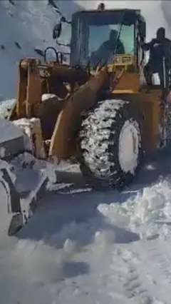 سالنګ کې د واورې پاکولو بهیر