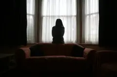 Карантинде аялдарга карата зомбулук күчөдү