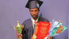 Girmaa Dhaabaa yeroo lama kufee sadaffaatti yuuniversitii seene