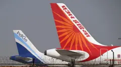 इंडियो और एयर इंडिया की फ़्लाइट्स