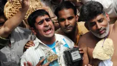 લાહોરમાં મોઘવારી સામે વિરોધપ્રદર્શન