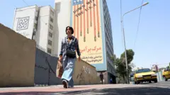 تهران - بیلبورد مرتبط با جنگ 