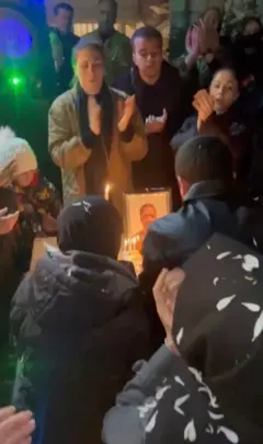 مراسم یادبود علیرضا رحیمی در شرق تهران