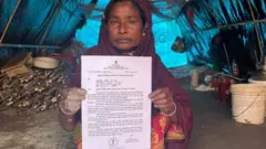 ফাজিলা খাতুনের চিন্তা যে ভোটার তালিকা থেকে নাম বাদ গেলে তার নাগরিকত্বের কী হবে