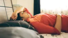 نیند، خاتون