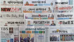 ঢাকা থেকে প্রকাশিত সংবাদপত্র।