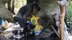 காட்டுக்குள் வசித்துவந்த தமிழீழ விடுதலை புலிகள் அமைப்பின் முன்னாள் போராளி மீட்பு