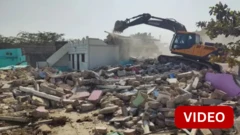 குஜராத்: வீடுகளை இழந்த மக்கள், குறிப்பிட்ட சமூகத்தினர் மட்டும் குறிவைக்கப்படுகிறார்களா?