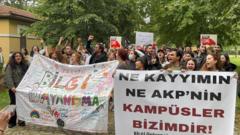 'Şu an bir okulum var mı yok mu?': Bilgi Üniversitesi öğrencileri kapatma kararını yorumluyor