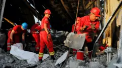 Emergency personnel at scene of blaze (27/09/23)