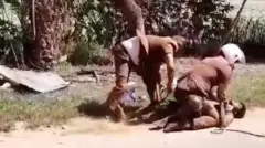 පොලිසිය විසින් මත්ද්‍රව්‍ය සහ අපරාධ මැඩලීමට කටයුතු කිරීම මානව හිමිකම් දෘෂ්ටි කෝණයෙන් ඉතා හොඳ දෙයක් වුවද ඒ සියලු කටයුතු නිත්‍යානුකූලව සිදුකළ යුතු බව මානව හිමිකම් ක්‍රියාකාරියෙකු වන රුකී ප්‍රනාන්දු බීබීසී සිංහල සේවයට පැවසීය.