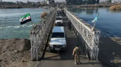 सीरिया की सरकारी सेना यूफ़्रेटिस नदी पार करके पूर्वी सीरिया के दीर एज़-ज़ोर प्रांत में तैनात हुई