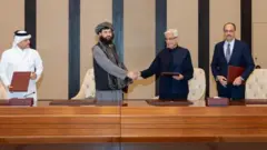 اعضای هیئت طالبان پاکستان و طالبان افغانستان در قطر 