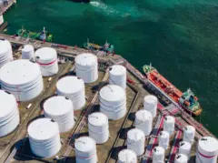 တရုတ်က ရေနံ ဆိပ်ကမ်းတခု 