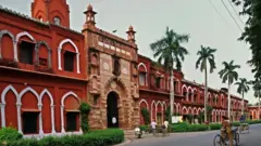 अलीगढ़ मुस्लिम यूनिवर्सिटी