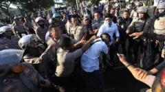 Darwin Fatir menjadi korban penganiayaan pada 24 September 2019, di depan gedung DPRD Sulsel.