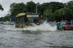 ရန်ကုန်မြို့က YBS ယာဉ်တစ်စီး/ ၂၀၂၂ 