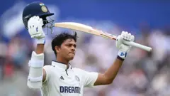 यशस्वी जैस्वालने सोशल मीडिया पोस्टद्वारे त्याचं प्रतिष्ठित "टाइम्स 100 नेक्स्ट" यादीत समावेश झाल्याचं सांगितलं.