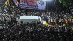 கரூர் கூட்ட நெரிசல், உச்ச நீதிமன்றம், சிபிஐ விசாரணை 