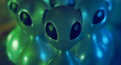 เอเลียน