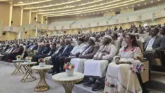 የስብሰባው ተሳታፊዎች 