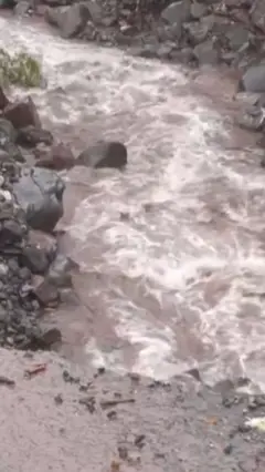 ஜம்மு காஷ்மீரில் வெள்ளம், நிலச்சரிவு