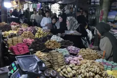 أحد أسواق مدينة الخليل في الضفة الغربية المحتلة.