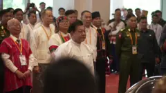 လွှတ်တော်က တဆင့် နိုင်ငံရေး နည်းလမ်းနဲ့သာ တောင်းဆိုဖို့ ပြော 