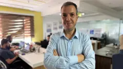 طارق زعيم، مبرمج مستقل في مدينة غزة